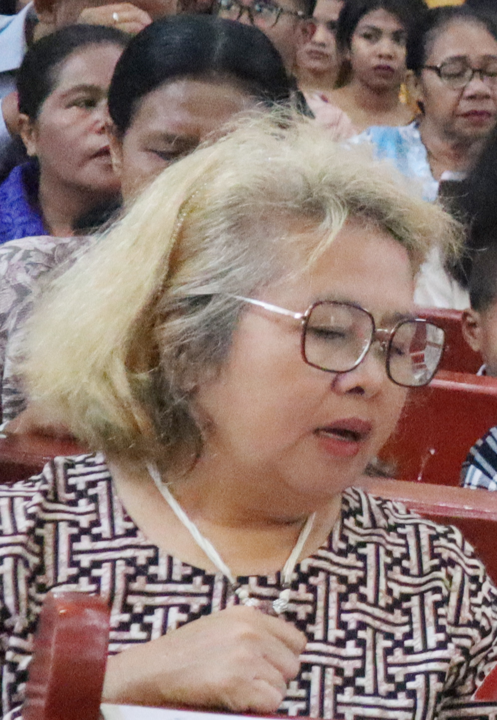 Ibu Cucu Fransiska